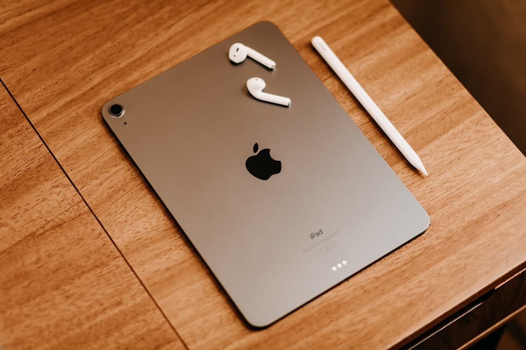 Apple’s New iPad Air Bridges the Gap with M4 Power and Custom Silicon