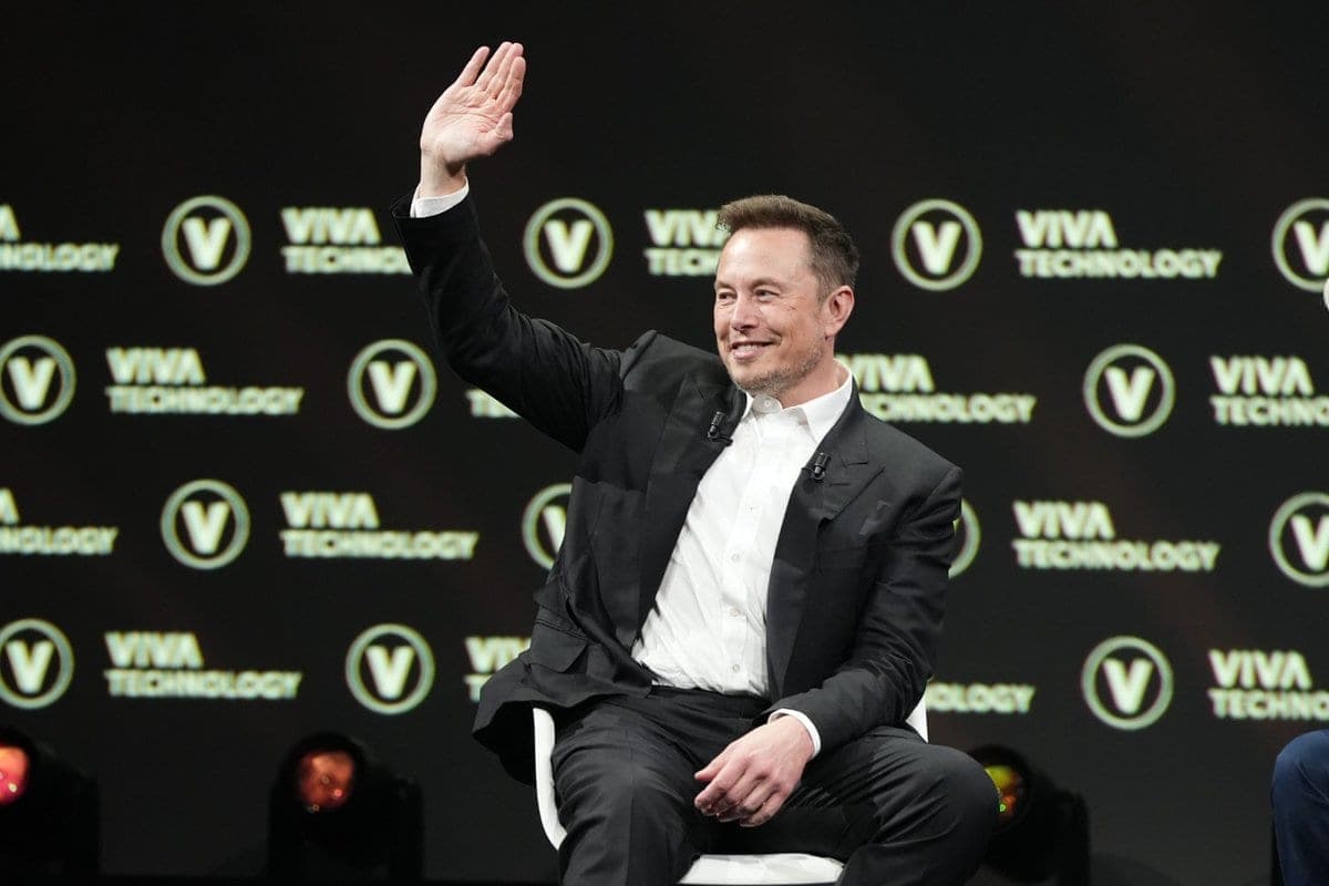 A $20 Grok Bot Buys a Tesla on Autopilot — and OpenAI Scrambles to Cut Access