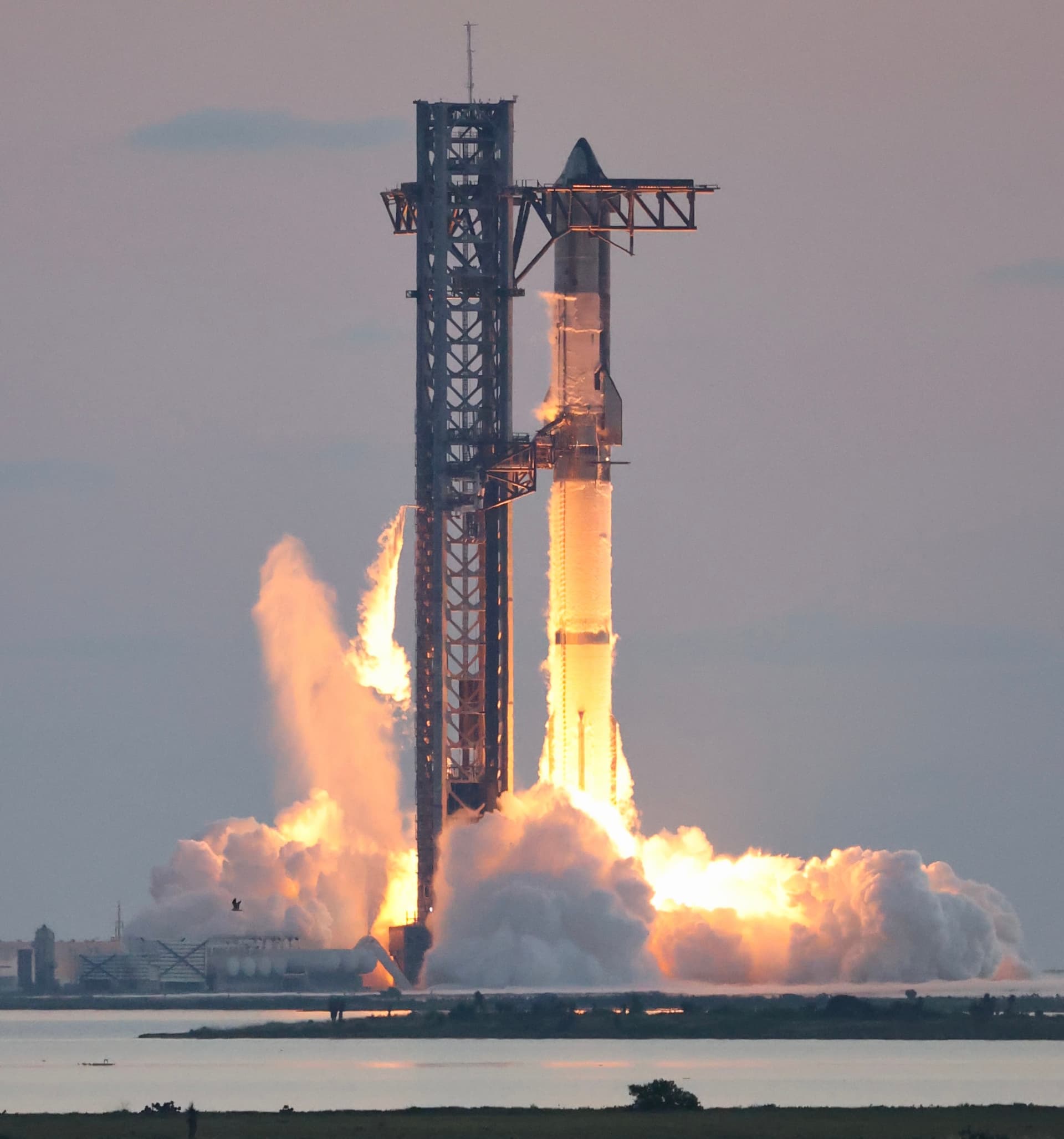 SpaceX Falcon 9 Booster Hits 23rd Flight in Record-Breaking Launch